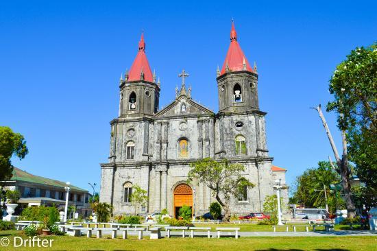 Molo Church